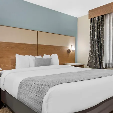 Western By The Sea Carlsbad