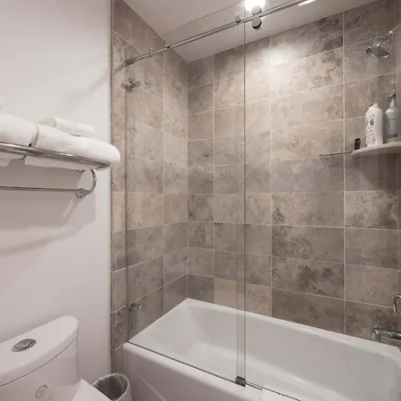 Holiday home Water Views On Every Floor For Multi - Walk To The Carlsbad