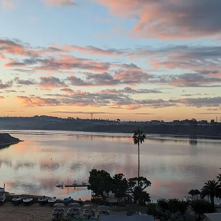 Water Views On Every Floor For Multi - Walk To The Holiday home *