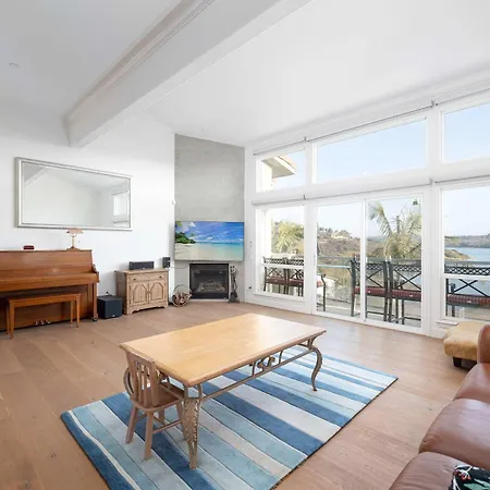 Water Views On Every Floor For Multi - Walk To The Holiday home Carlsbad