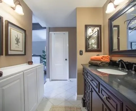 Villa Tropical Retreat For Whole Family Fresh Eggs Made To Entertain Carlsbad