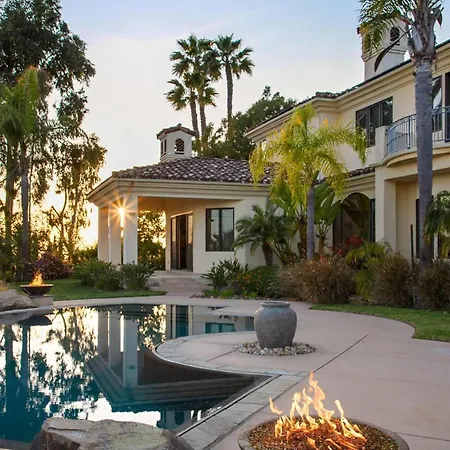 Holiday home 7br Estate With Pool Firepit & Views *