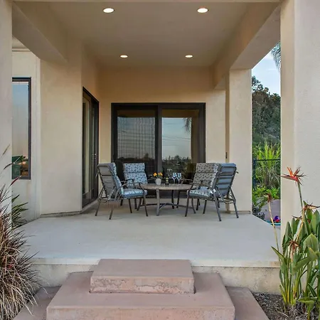 7br Estate With Pool Firepit & Views * Carlsbad