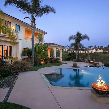 Holiday home 7br Estate With Pool Firepit & Views Carlsbad