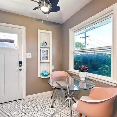 Walk 2 Beach, Ev Charger, Outdoor Dining, 2 Units *
