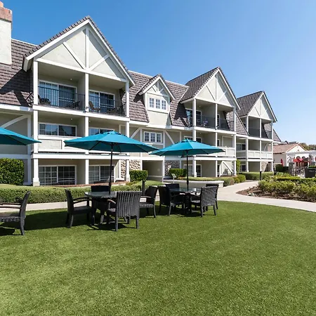 Carlsbad Inn Beach Resort
