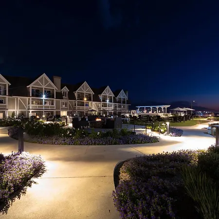 Carlsbad Inn Beach Resort