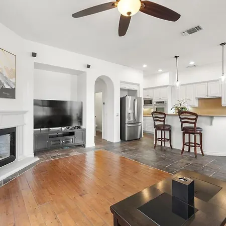 Spacious Luxury In Gated Community With Pool & Scenic Views * Carlsbad