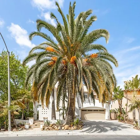 Spacious Luxury In Gated Community With Pool & Scenic Views Holiday home *