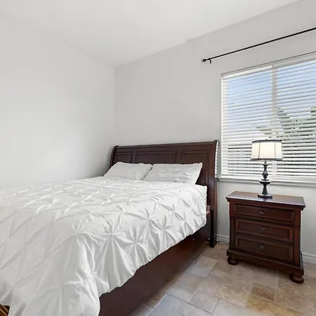 Spacious Luxury In Gated Community With Pool & Scenic Views Holiday home *