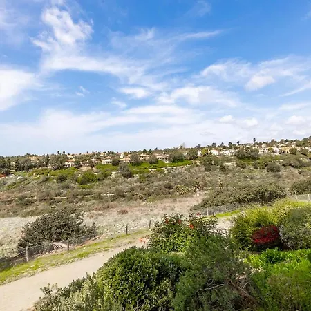 Holiday home Spacious Luxury In Gated Community With Pool & Scenic Views Carlsbad