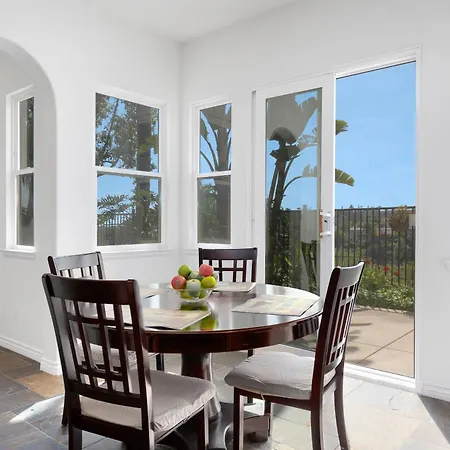 Holiday home Spacious Luxury In Gated Community With Pool & Scenic Views