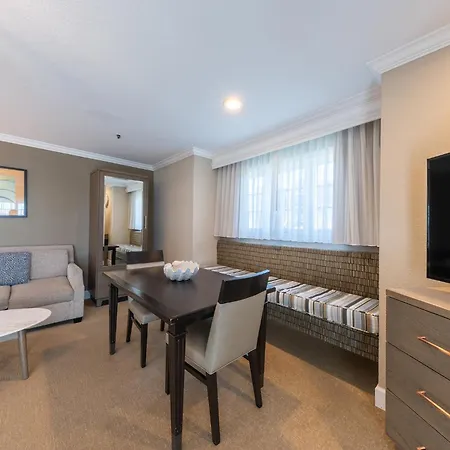 Carlsbad Inn Beach Resort