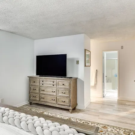 Waterfront W/ Dock Access In Carlsbad! Holiday home Carlsbad