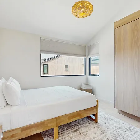 Holiday home Sea & Stroll Abode