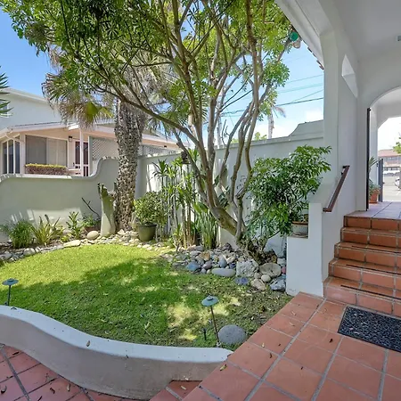 Exclusive Beachfront Duplex In Village Ocean Views, Sleeps 9