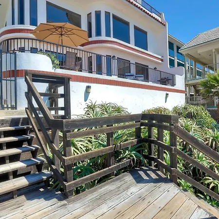 Exclusive Beachfront Duplex In Village Ocean Views, Sleeps 9 *