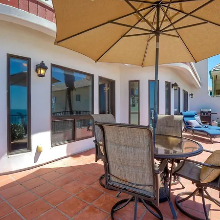 Exclusive Beachfront Duplex In Village Ocean Views, Sleeps 9 Carlsbad