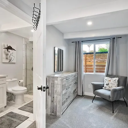 Steps To Beach, 2br Dog Friendly With Fire Pit