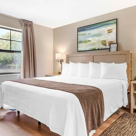 Extended America - San Diego - Village By The Sea 2* Carlsbad