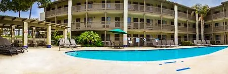 Hotel Western By The Sea
