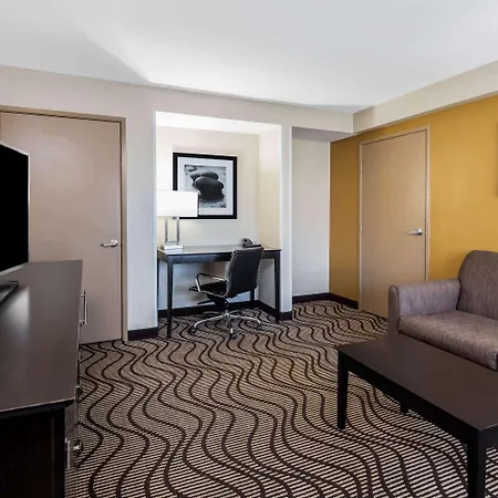 Hotel La Quinta By Wyndham - Legoland Area