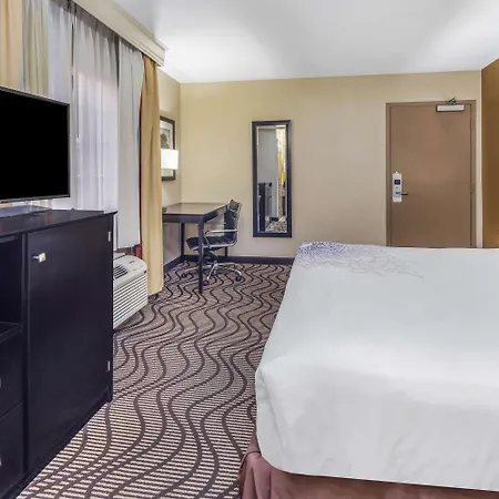 Hotel La Quinta By Wyndham - Legoland Area