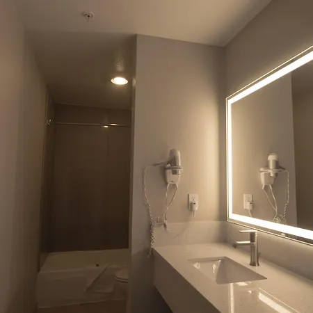 Days By Wyndham Hotel 2*