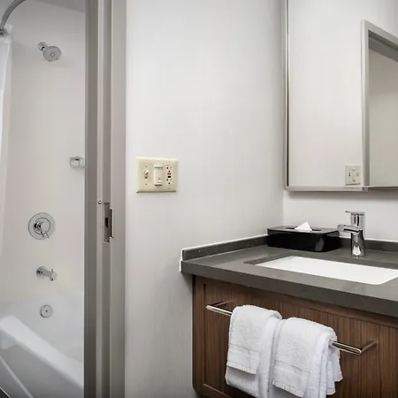 Hotel Courtyard By Marriott San Diego 3*