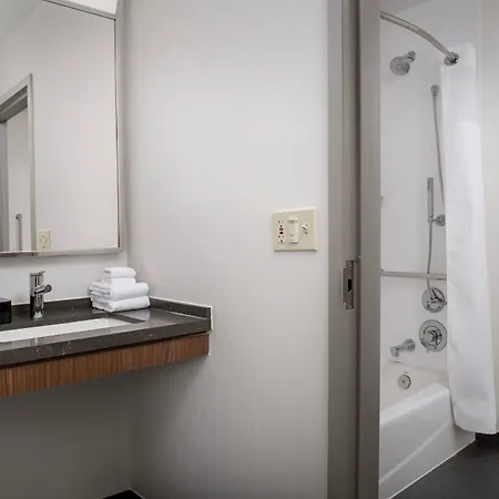 Courtyard By Marriott San Diego 3*