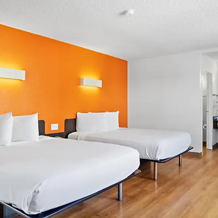 6-carlsbad, Ca - Village 2*