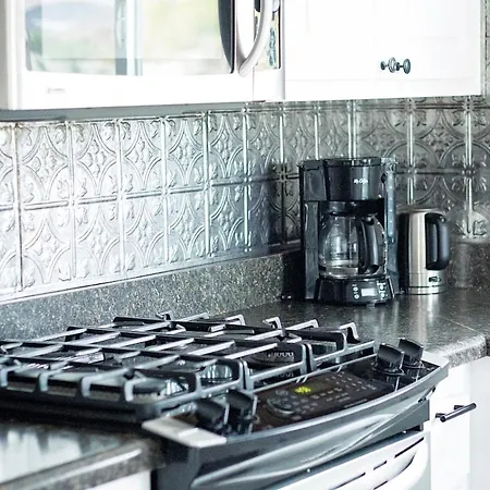 Holiday home Getaway - Kid And Pet Friendly