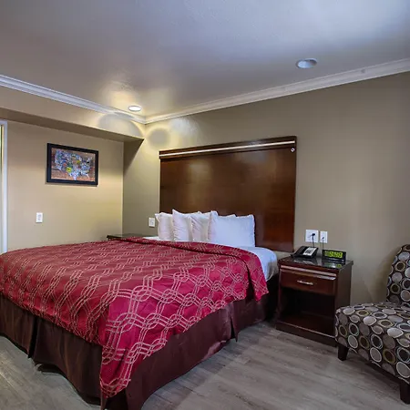 Hotel 6 Carlsbad, Ca- North