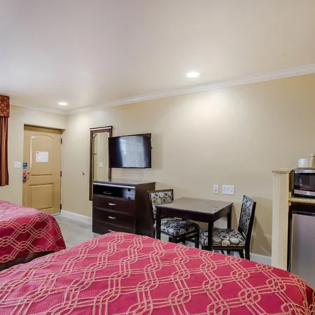 Hotel 6 Carlsbad, Ca- North Carlsbad