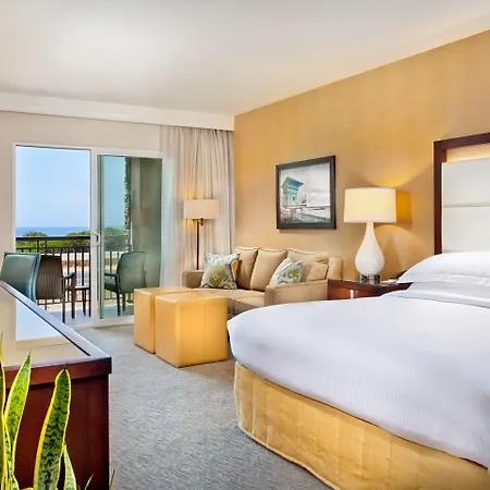 Cape Rey Beach, A Hilton & 4* Carlsbad