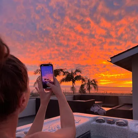 Oceanview Oasis With Roofdeck Hot Tub Carlsbad