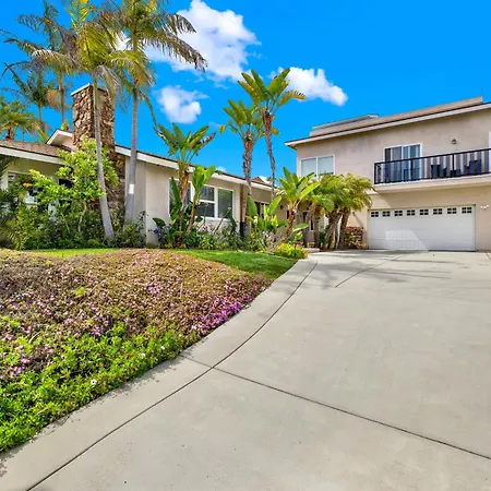 Oceanview Oasis With Roofdeck Hot Tub Holiday home