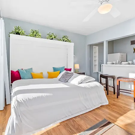 3009 Ocean St E Beautiful Beachfront W/ Ocean Views, Private Patio, Grill, & Free Wifi Apartment *