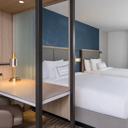 Springhill By Marriott San Diego 3*