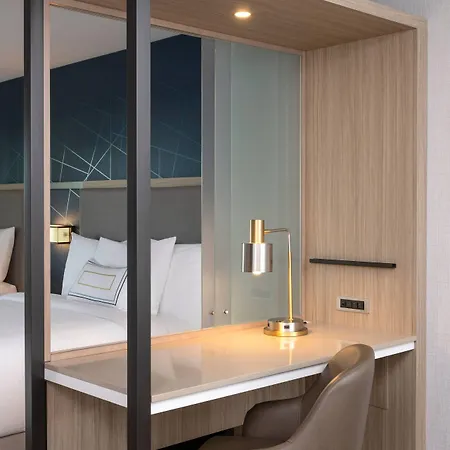 Springhill By Marriott San Diego Hotel 3*