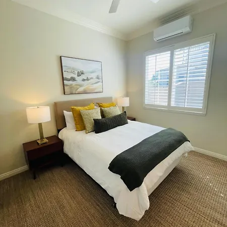 Newly Built Coastal Southern California Getaway Apartment