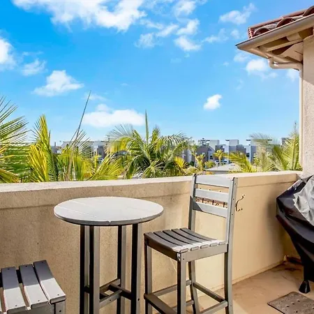 Apartment - Walk - Village - Pool - - Gym - Carlsbad
