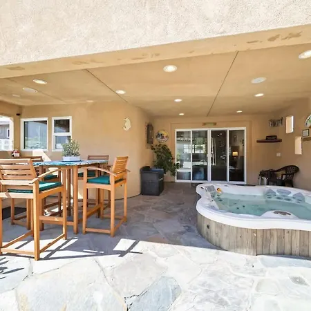 Hot Tub Ocean Views 3 Bedroom Private