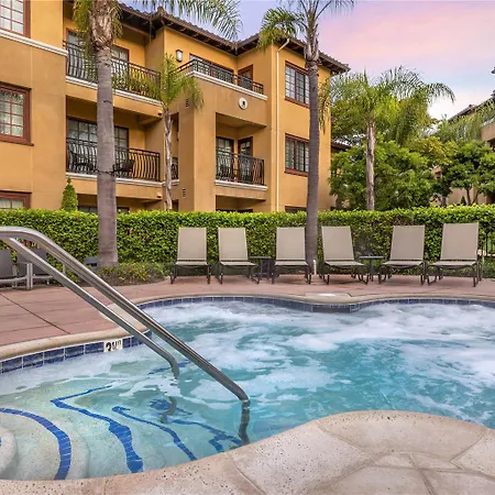 Marbrisa Resort