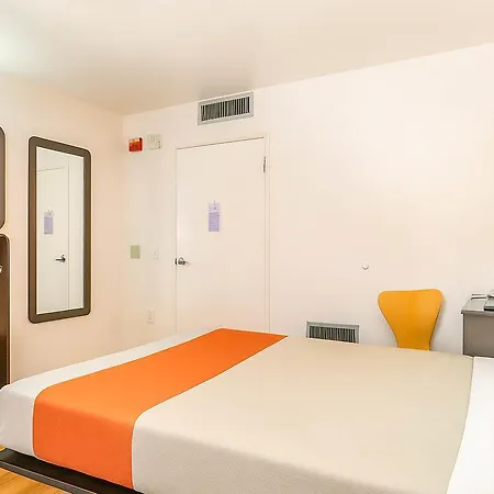 6-carlsbad, Ca 3*