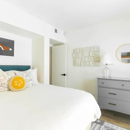Aparthotel Beachwalk 4*