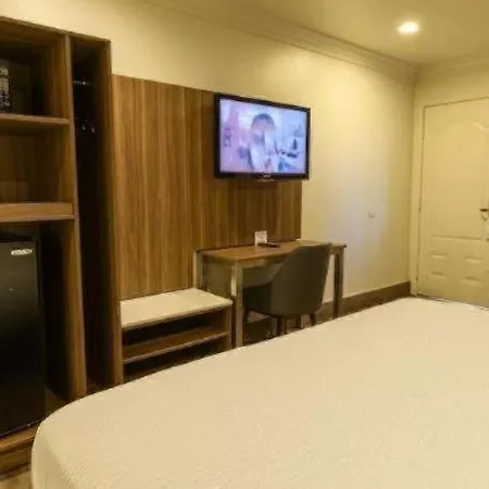 Hotel Rodeway