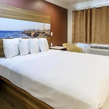 Hotel Rodeway 3*