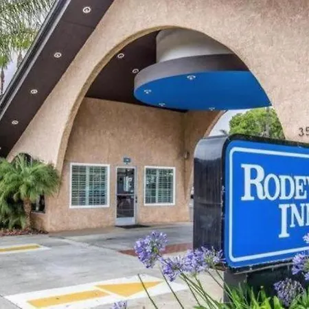 Hotel Rodeway 3*
