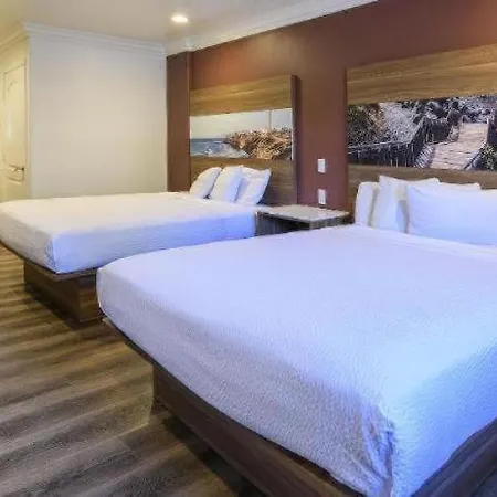 Hotel Rodeway 3*